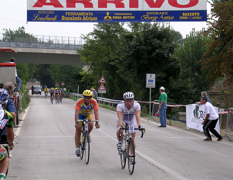 gal/2005/2005-10 Fondo Valdarbia 2005/3 - Arrivo giro corto/DSCN2744-01.jpg